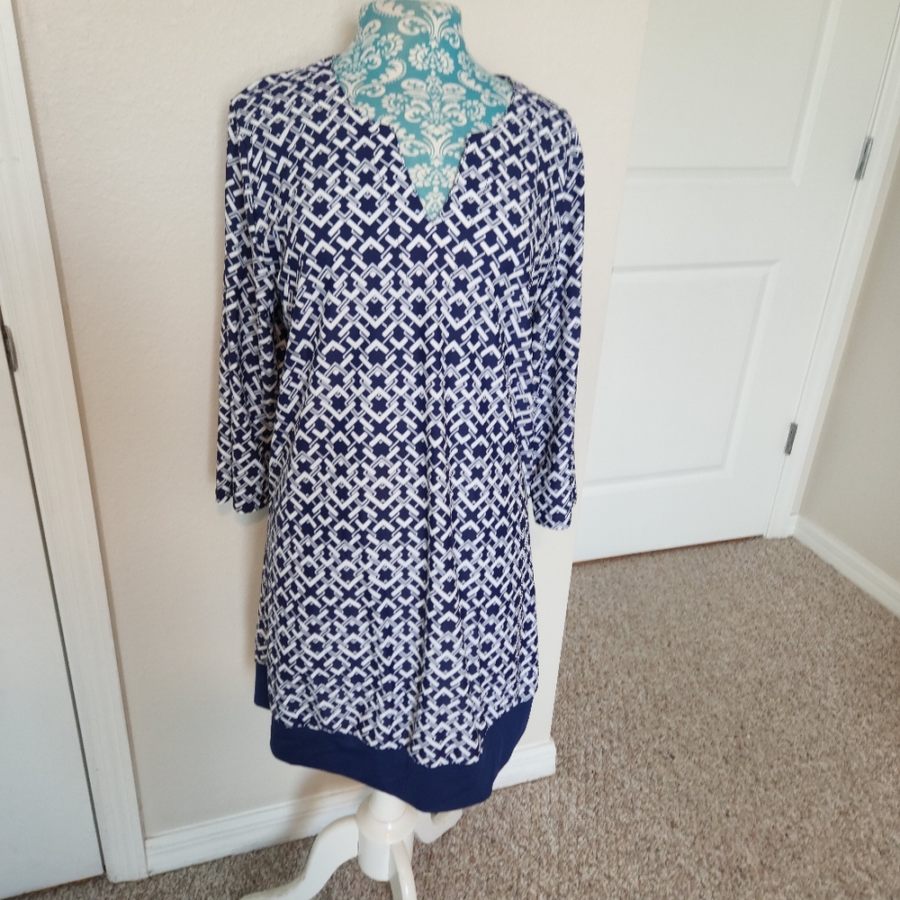 Aqua et sol dresses